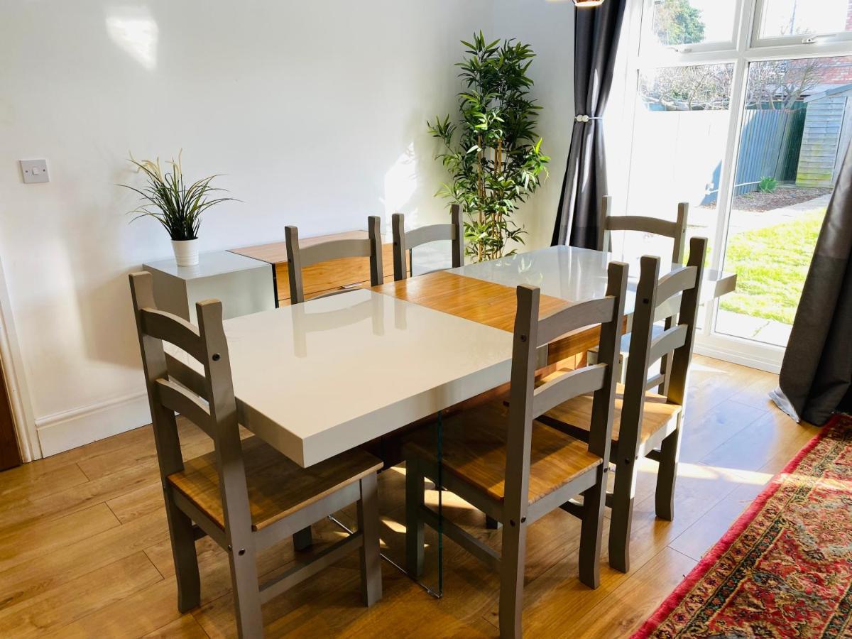 Mayors House Ideal For Groups & Business Villa Peterborough Esterno foto